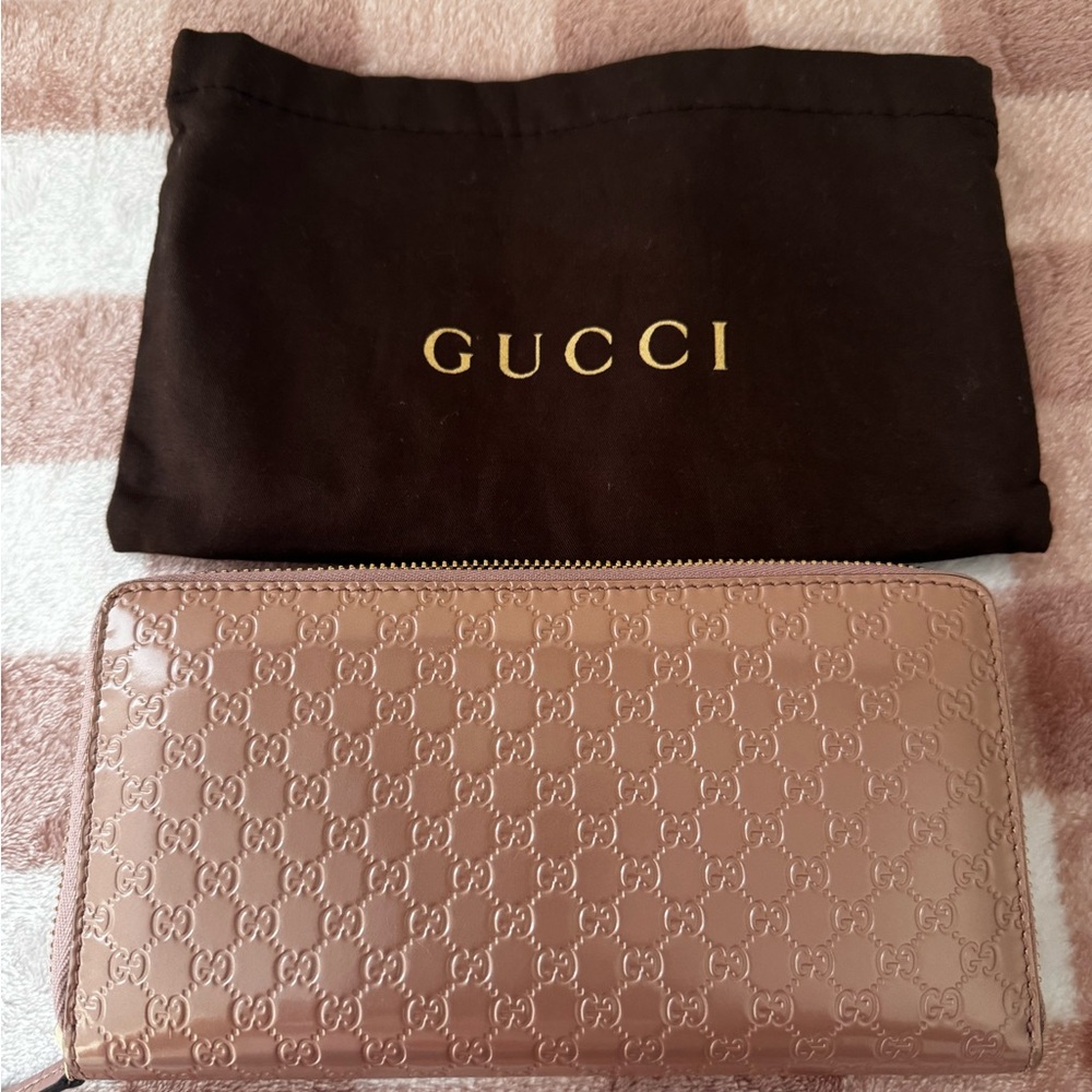 -🔥🔥Gucci wallet EUC, with dust bag
Original shopping bag , box and ribbon - Picture 3 of 13